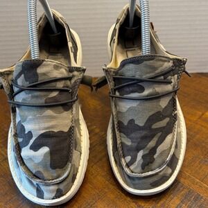 Hey Dude Wendy Camo Slip On Loafers Womens 6 Camouflage Sneakers 121417003